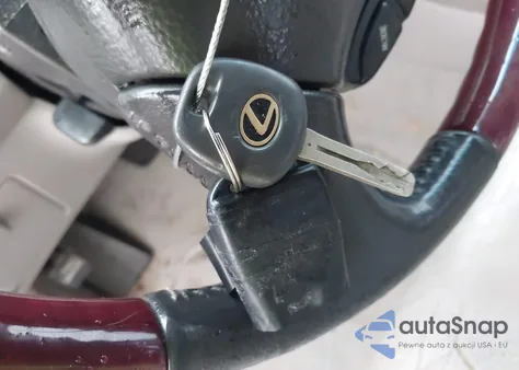 2004 Lexus Es 330 z USA, uszkodzony, nr VIN JTHBA30G340005069